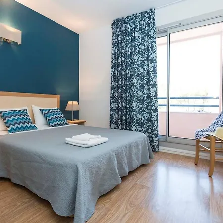 Studio 2pers Du Port - Etage * Hourtin